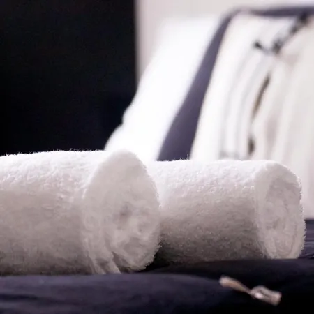 Les Corderies 3* لي سابلِ دولونْ