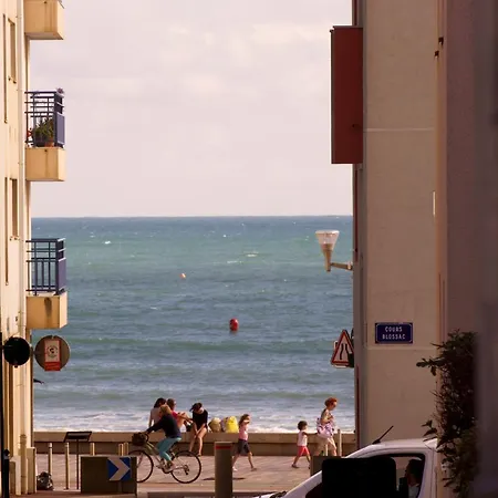 Les Corderies Bed & Breakfast 3*