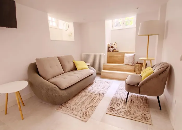 Couette-café Les Corderies 3*